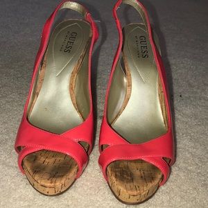 guess pink wedges